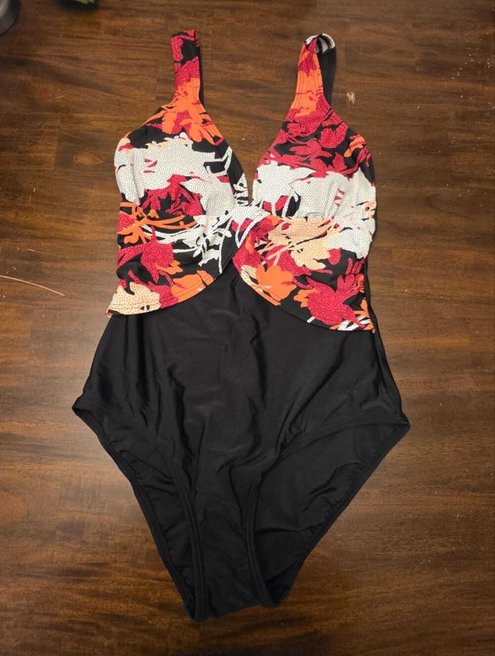 NWT Silhouette Solution One-Piece Swimsuit Floral Wrap Top Tummy Control Size 10
